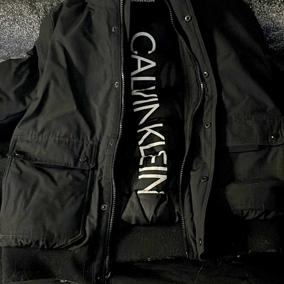 Calvin Klein, hooded winter puffer jacket waterproof - Picture 1 of 6